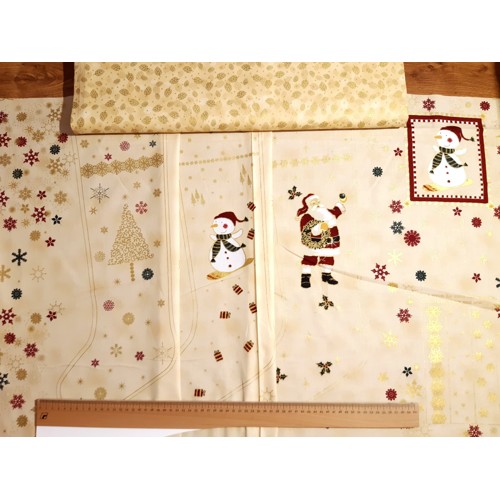 Dizajnérsky vianočný bavlnený panel mikulášske čižmy Vianoce zlatá potlač