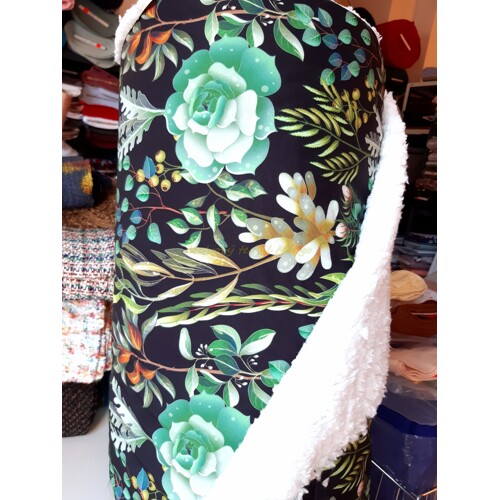 Softshell s barančekom 0,6m (zelené vetvičky)