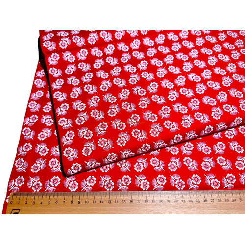 Bavlnené plátno s folklórnym vzorom (červené) | Kreativcentrum Margo