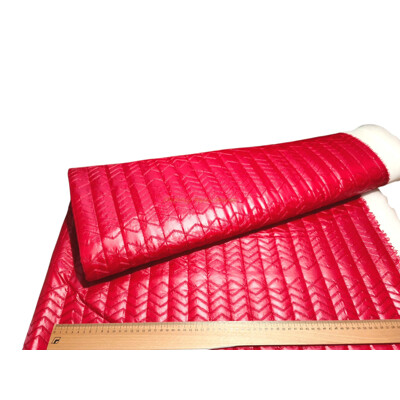 Červený prešiv na bundy a vesty | Kreativcentrum Margo