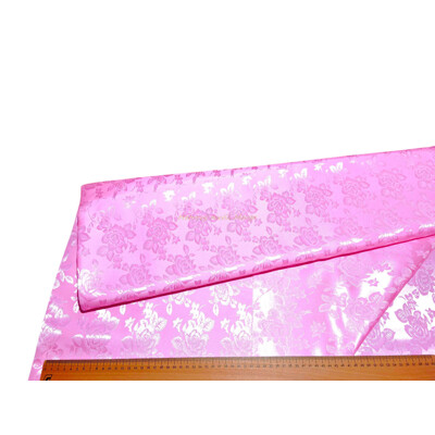 Ružový brokát s kvetmi | Romantická krojová látka